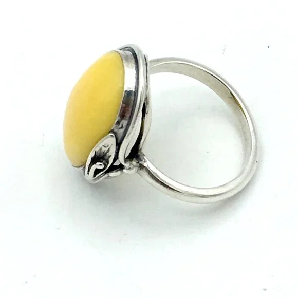 BALTIC egg yolk amber sterling silver size 9 ring - Art Nouveau style calla lily